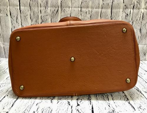 エルメスのタールトートバッグ