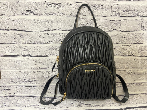 インポートブランドのMIU MIU