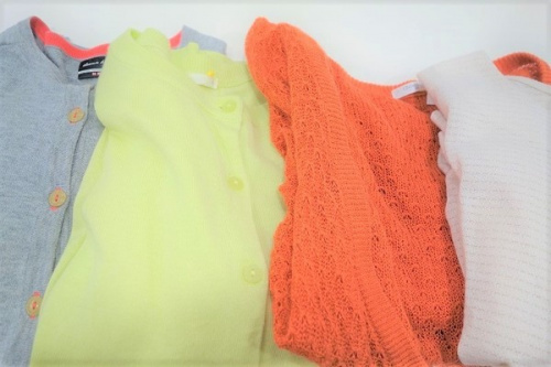 カーディガンの夏コーデ