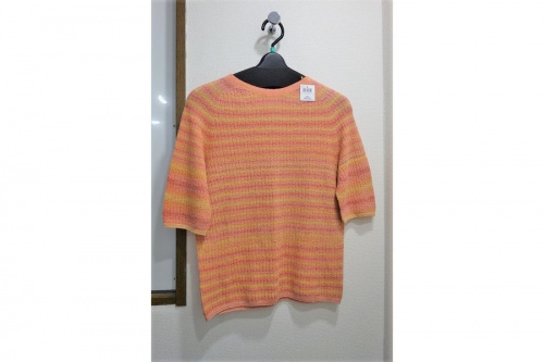 280円のトップス