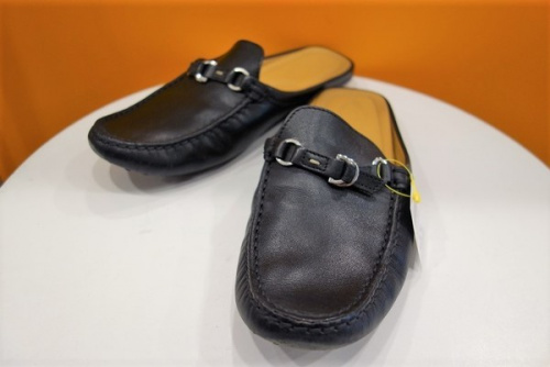 TOD'Sのサンダル