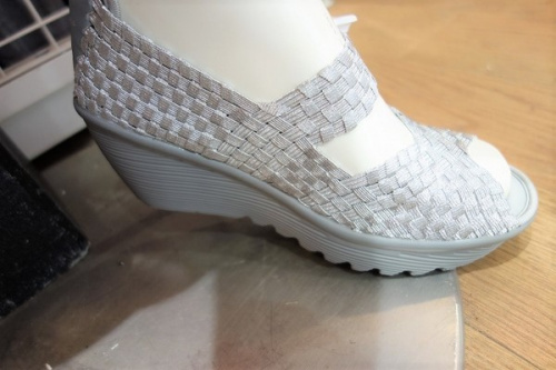 お買い得のブラウス