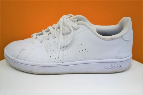 スニーカーのSALE