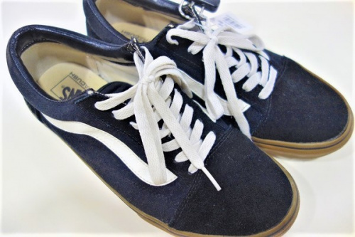 VANSのスニーカー