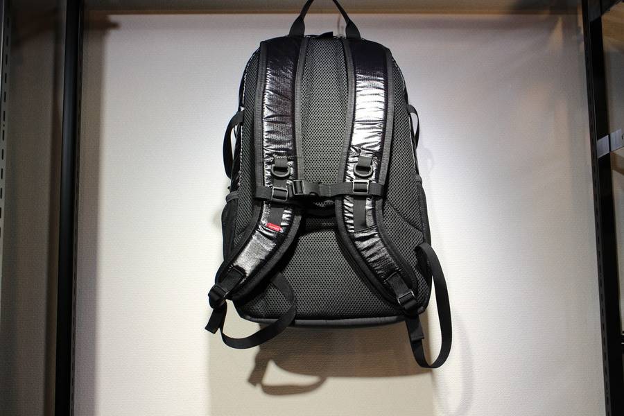 大人気！！！Supreme 17AW Backpack 新入荷！！！ [2017.10.04発行