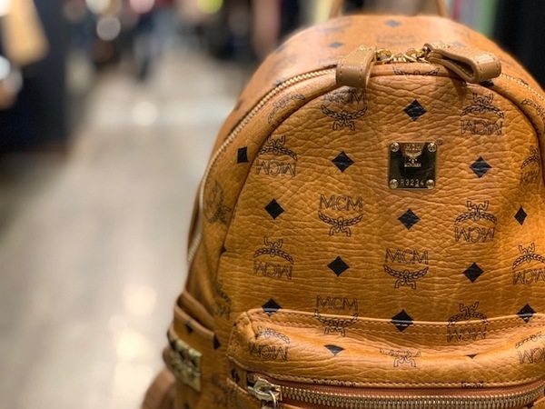 MCM/リュック/レザー/BRW/スタッズ MCM(エムシーエム)のスタッズレザーバックパック入荷！！｜ブランド品