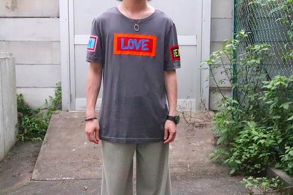 FENDI/フェンディ」よりあの日本限定popupで話題のPaint Words T 