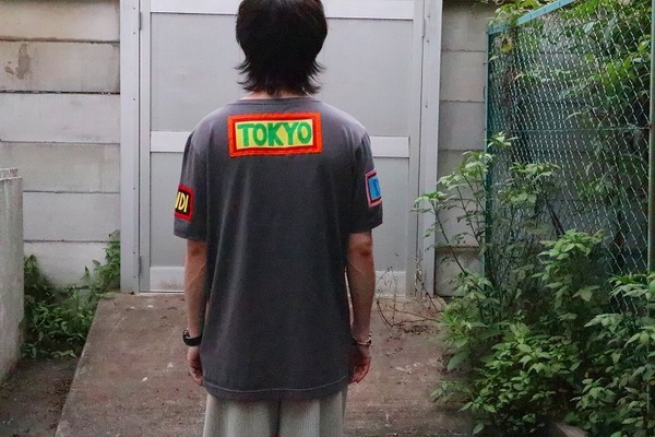 FENDI/フェンディ」よりあの日本限定popupで話題のPaint Words T 