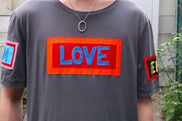 FENDI/フェンディ」よりあの日本限定popupで話題のPaint Words T