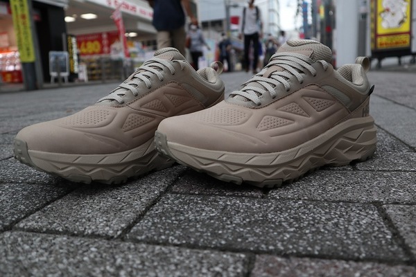 ホカオネオネ M CHALLENGER LOW GORE-TEX WIDE