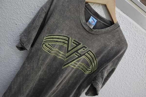 VAN HALEN/ヴァンヘイレン】より95年ツアーバンドTシャツが入荷致し