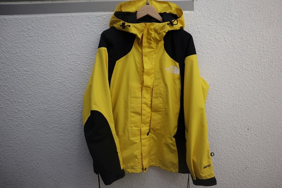 THE NORTH FACE/ザノースフェイス】より90's Mountain Light Jacket 