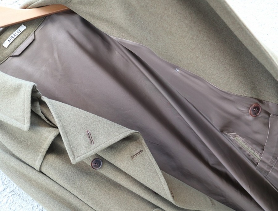 auralee/オーラリー】よりWOOL CASHMERE FLANNEL BIG TRENCH COAT