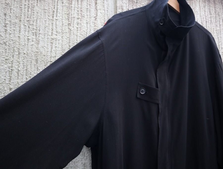 【美品】ヨウジヤマモト　POUR HOMME プールオム　ロングジャケット YohjiYamamoto pour homme/ヨウジヤマモトプールオム】のシワギャバ 角