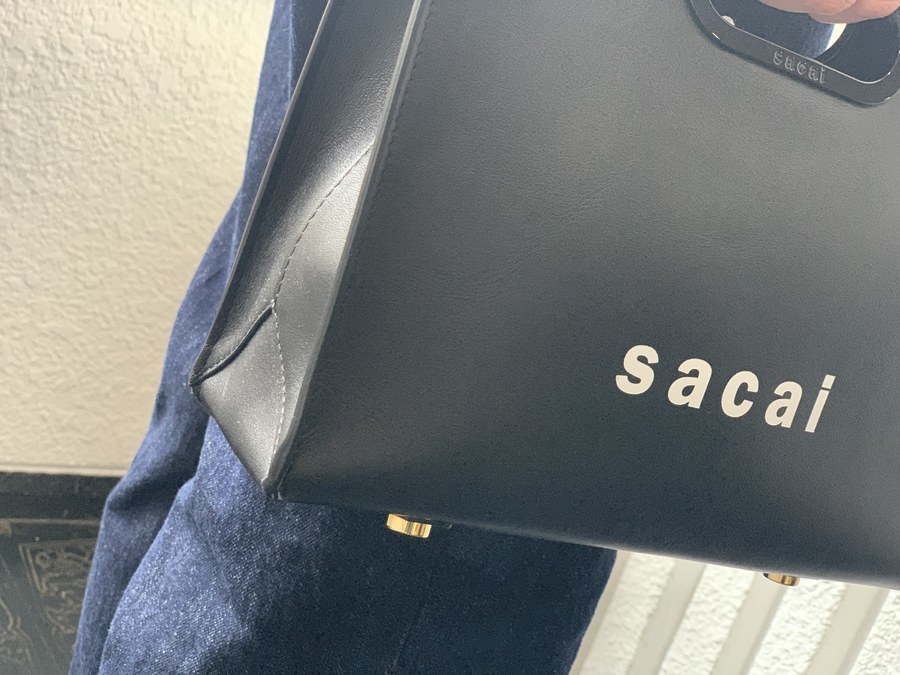 国内ブランド【sacai / サカイ】よりロゴハンドバッグをご紹介 国内ブランド【sacai / サカイ】よりロゴハンドバッグをご紹介