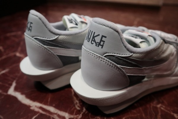NIKE×sacai】非常に注目度の高かったコラボから未使用品入荷 NIKE×sacai】非常に注目度の高かったコラボから未使用品入荷