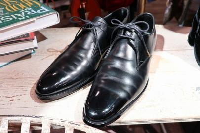 「ドレスシューズのCrockett & Jones×GUILD OF CRAFTS×Trading Post 」