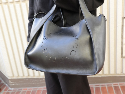 STELLA McCARTNEY/ステラマッカートニー】よりPVCステラロゴ2WAY STELLA McCARTNEY/ステラマッカートニー】よりPVCステラロゴ2WAY