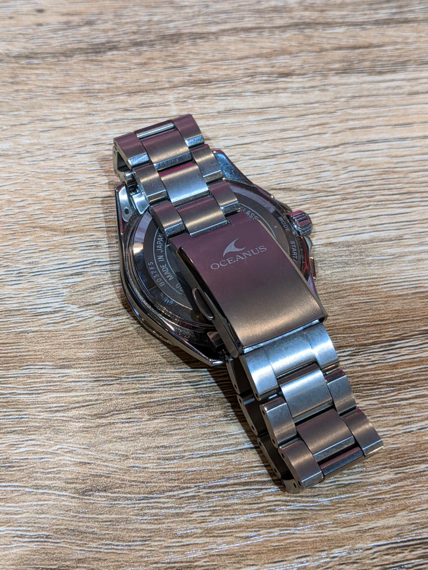 CASIO リストウォッチ【OCW-T2600-1AJF】を買取入荷いたしました CASIO リストウォッチ【OCW-T2600-1AJF】を買取入荷いたしました