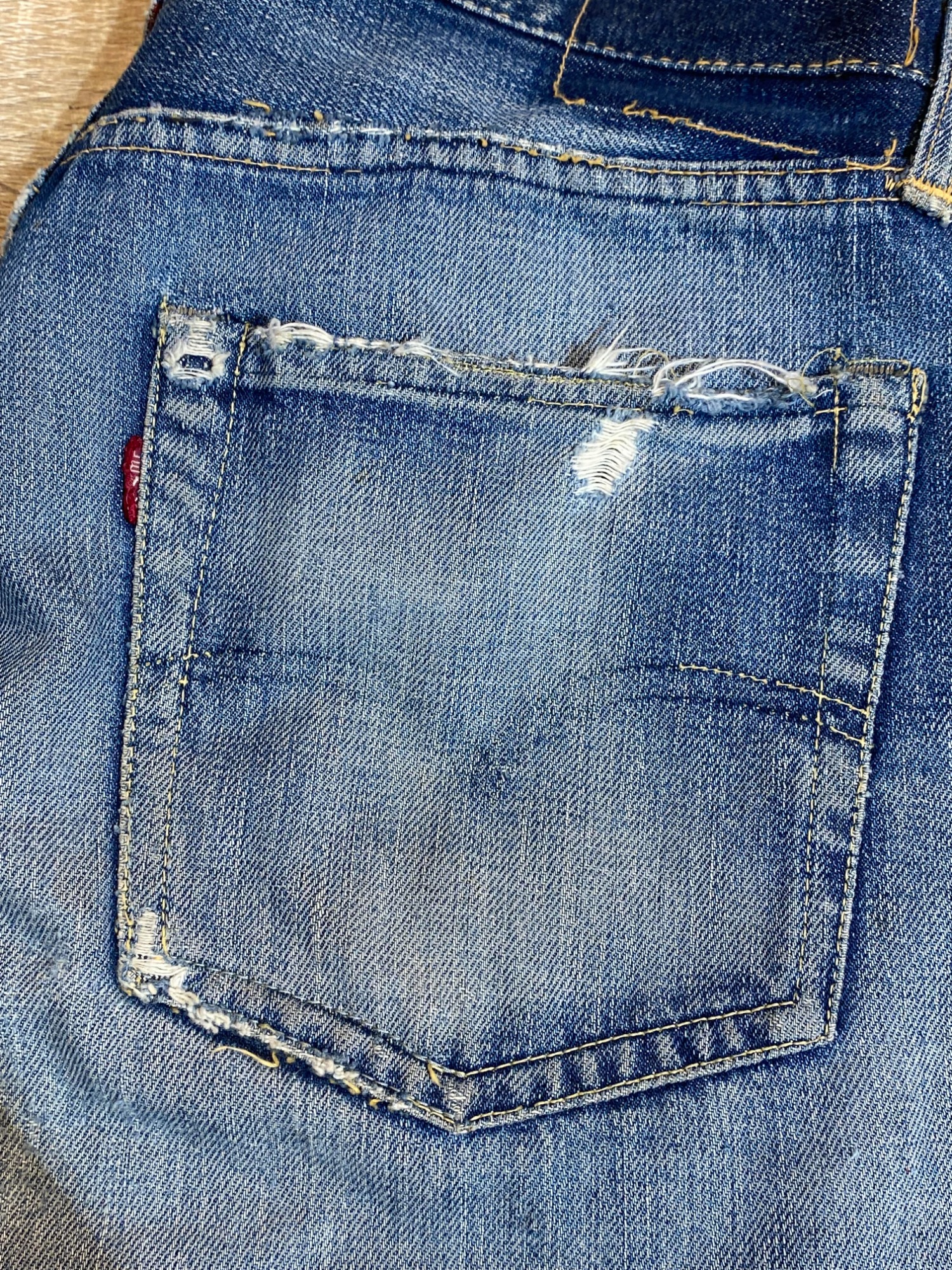 Levi's/リーバイス】501XXデニムパンツ のご紹介[2024.08.20発行