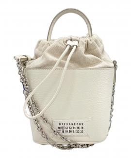 「ラグジュアリーブランドのMaison Margiela 」