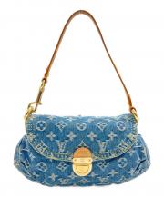 「ラグジュアリーブランドのLOUIS VUITTON 」