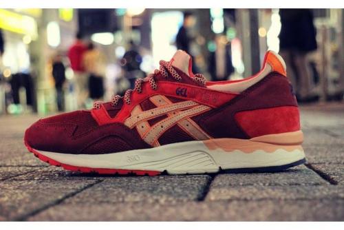 アシックスのROINNIE FIEG