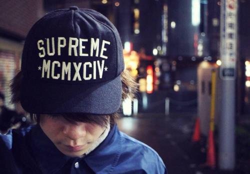 シュプリーム コラボのシュプリーム キャップ