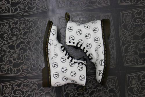 SUPREMEのUNDERCOVER