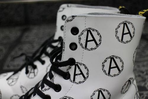 ブーツのコラボ