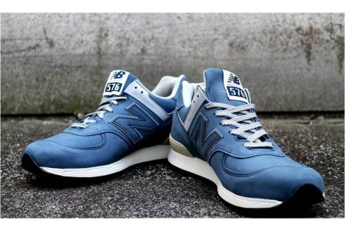 スニーカーの町田古着