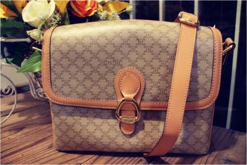 古着のオールドコーチ