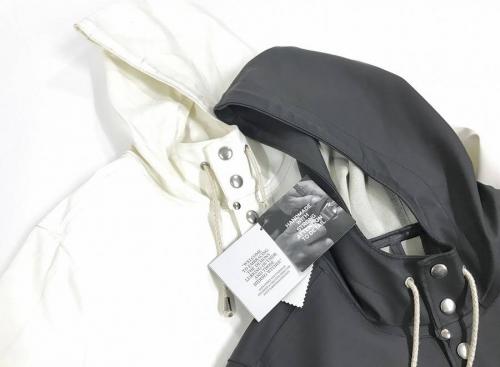 メンズのトップス