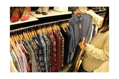 古着屋のアパレル