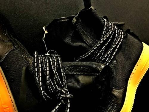 NIKEのコンバットブーツ