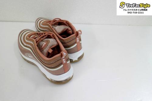 スニーカーの中古