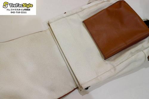 キャンパスリュックのバッグ