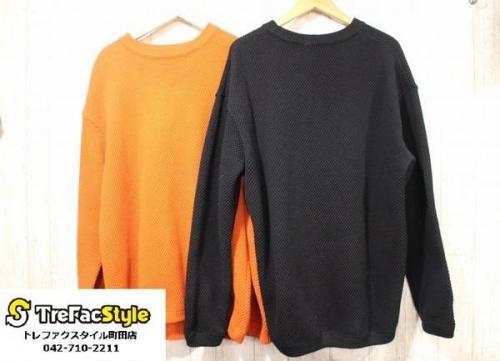 トップスのニット・セーター