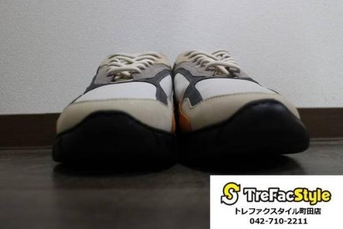 シューズ・バッグのスニーカー