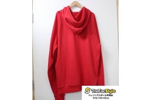 VETEMEMESのVETEMENTS