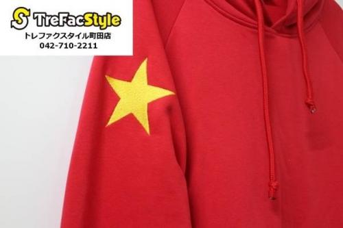 VETEMENTSのBOOLENCIAGA