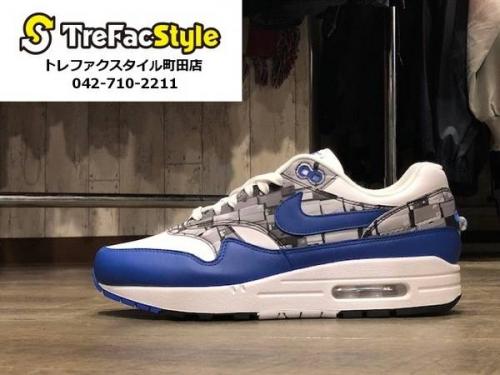 スニーカーのNIKE