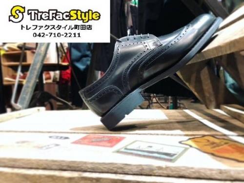 インポートブランドのウィングチップブーツ