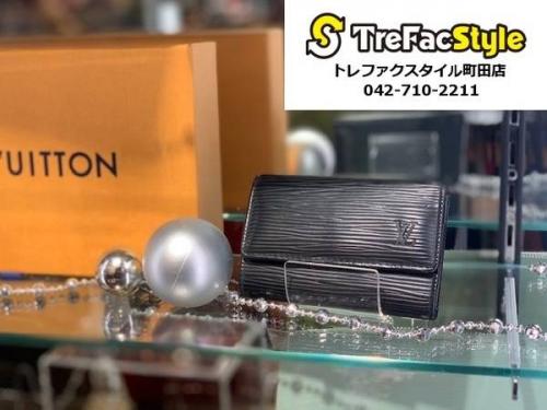 LOUIS VUITTONのモノグラム