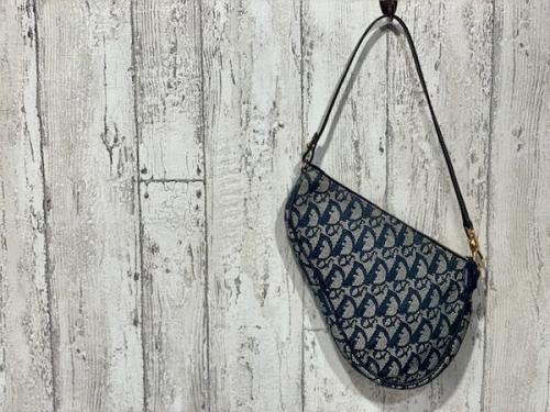 ラグジュアリーブランドのヴィンテージアイテム