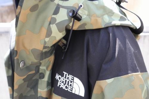 スポーツブランドのアウトドアブランド