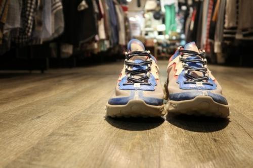 ナイキ×アンダーカバーのReact Element 87