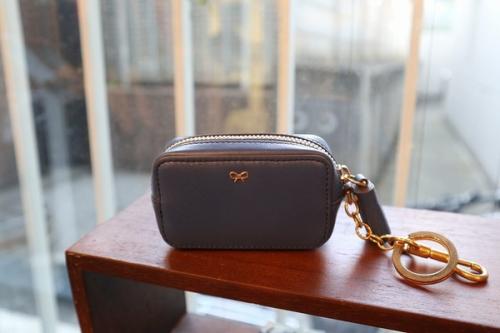 アニヤハインドマーチのEYES COIN PURSE