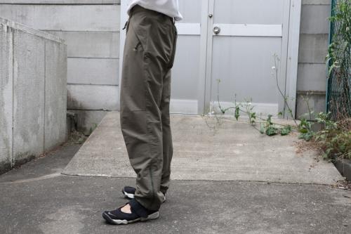 パタゴニアのソフトシェルパンツ