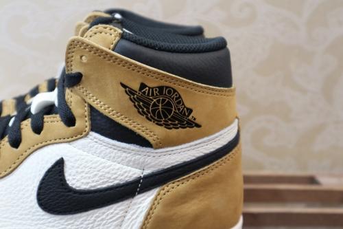 ナイキのAIR JORDAN 1